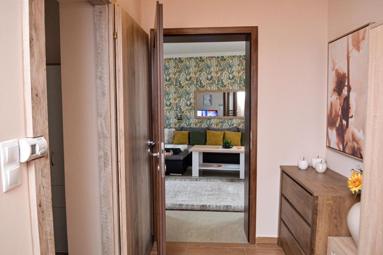 Unicum Apartman Hajdúszoboszló Εξωτερικό φωτογραφία