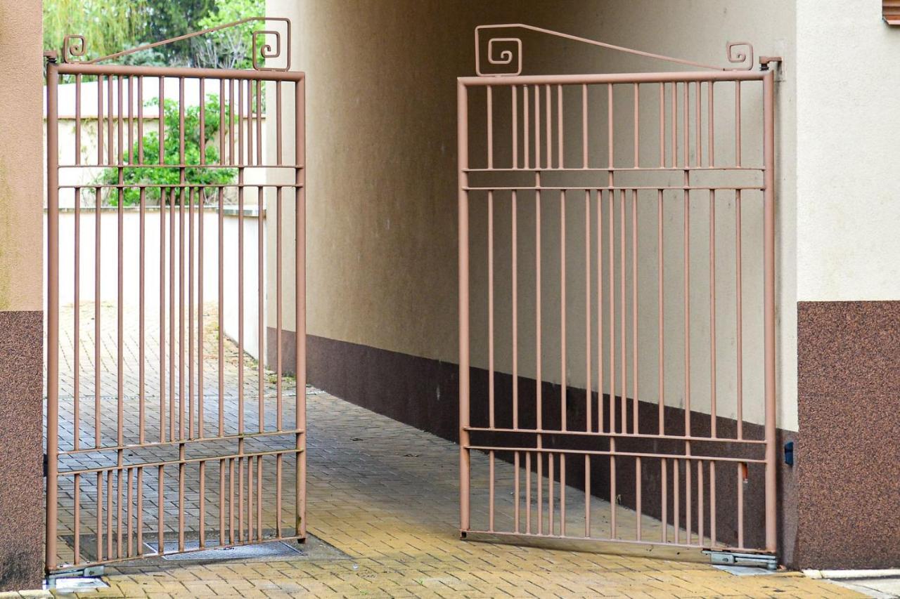 Unicum Apartman Hajdúszoboszló Εξωτερικό φωτογραφία