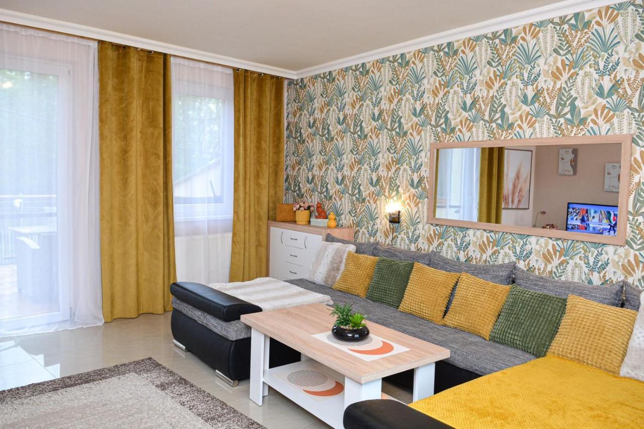 Unicum Apartman Hajdúszoboszló Εξωτερικό φωτογραφία
