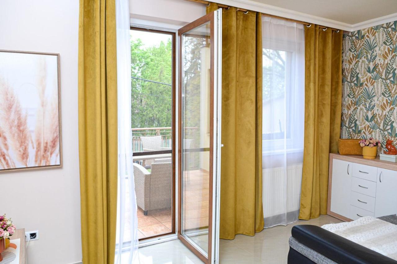 Unicum Apartman Hajdúszoboszló Εξωτερικό φωτογραφία
