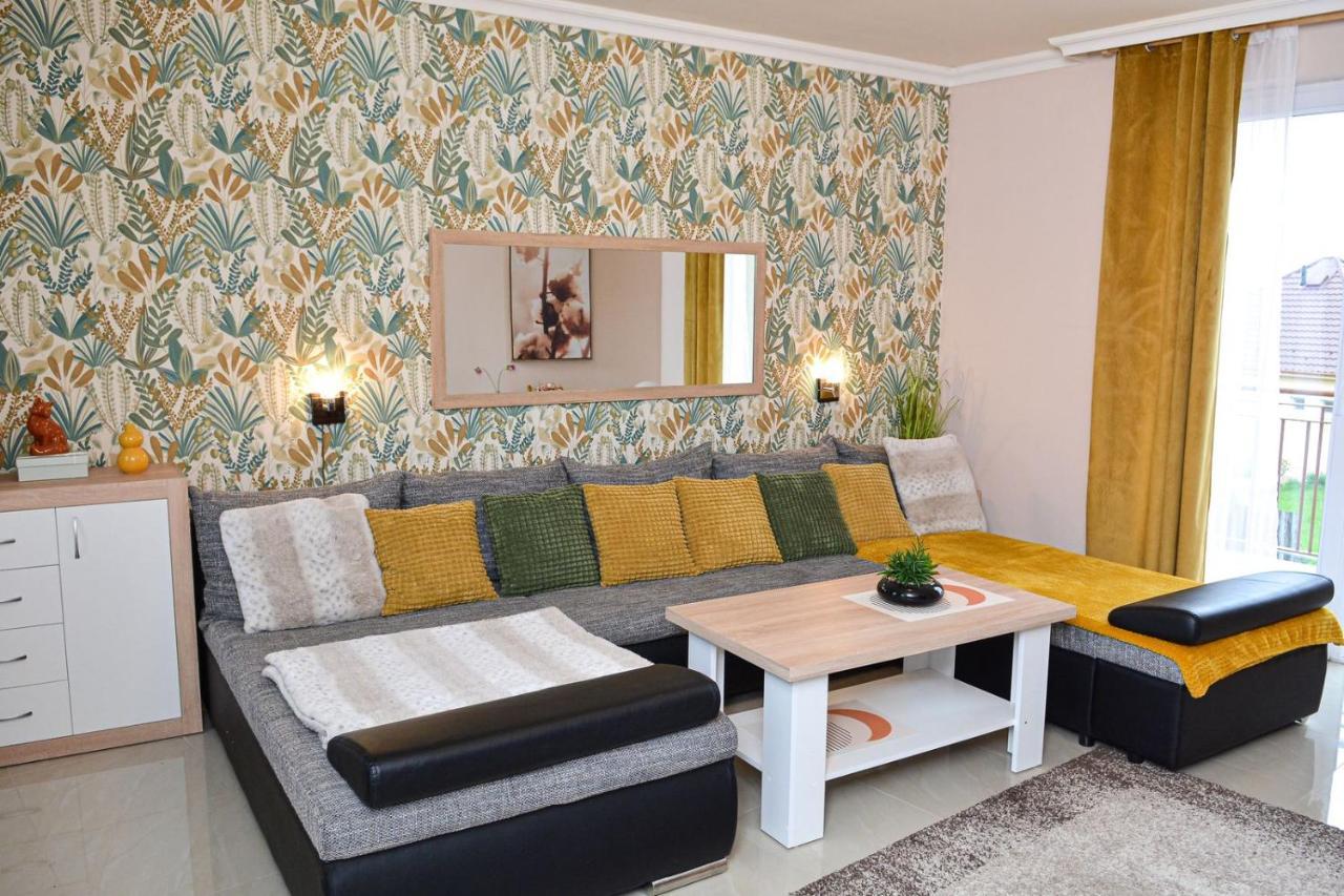 Unicum Apartman Hajdúszoboszló Εξωτερικό φωτογραφία